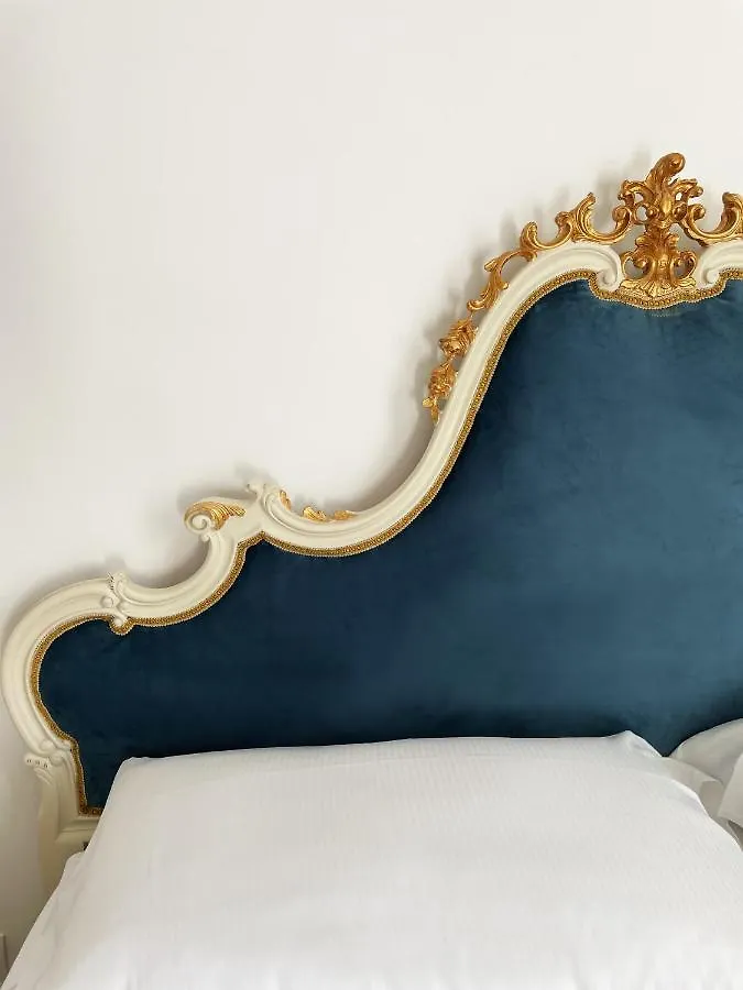 Bed & Breakfast Isola - Smart Aparthotel Messina Italy