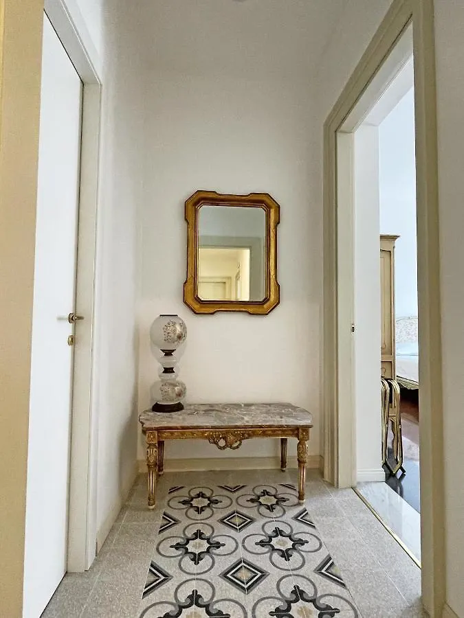 Bed & Breakfast Isola - Smart Aparthotel Messina