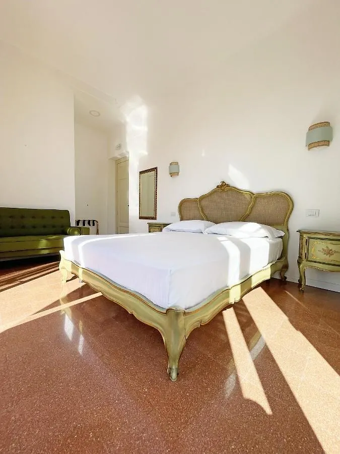 Couette-café Isola - Smart Aparthotel Messine Italie